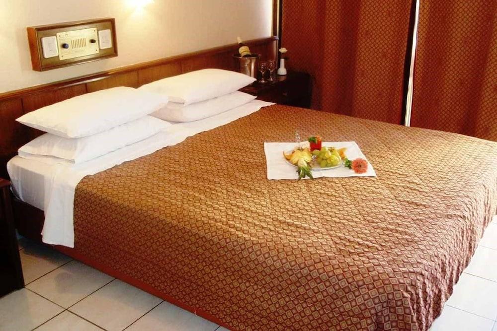 Xenios Theoxenia Hotel Ouranoupoli Esterno foto